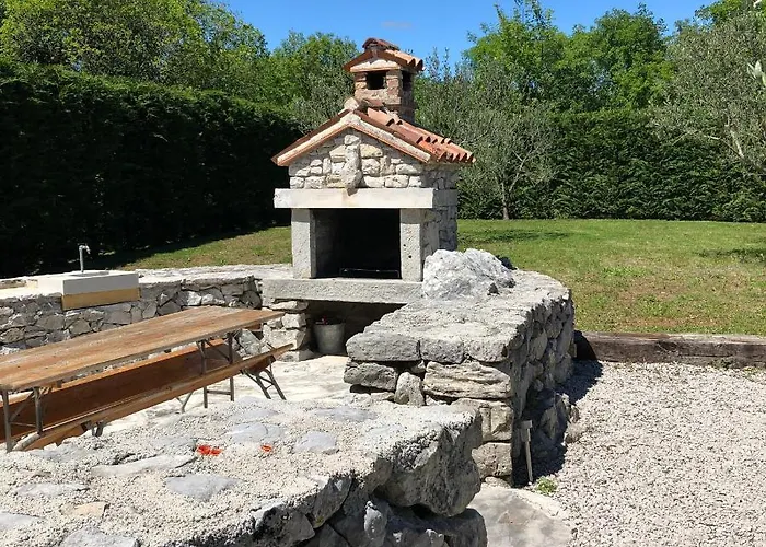 Storia Near Labin (Istria)